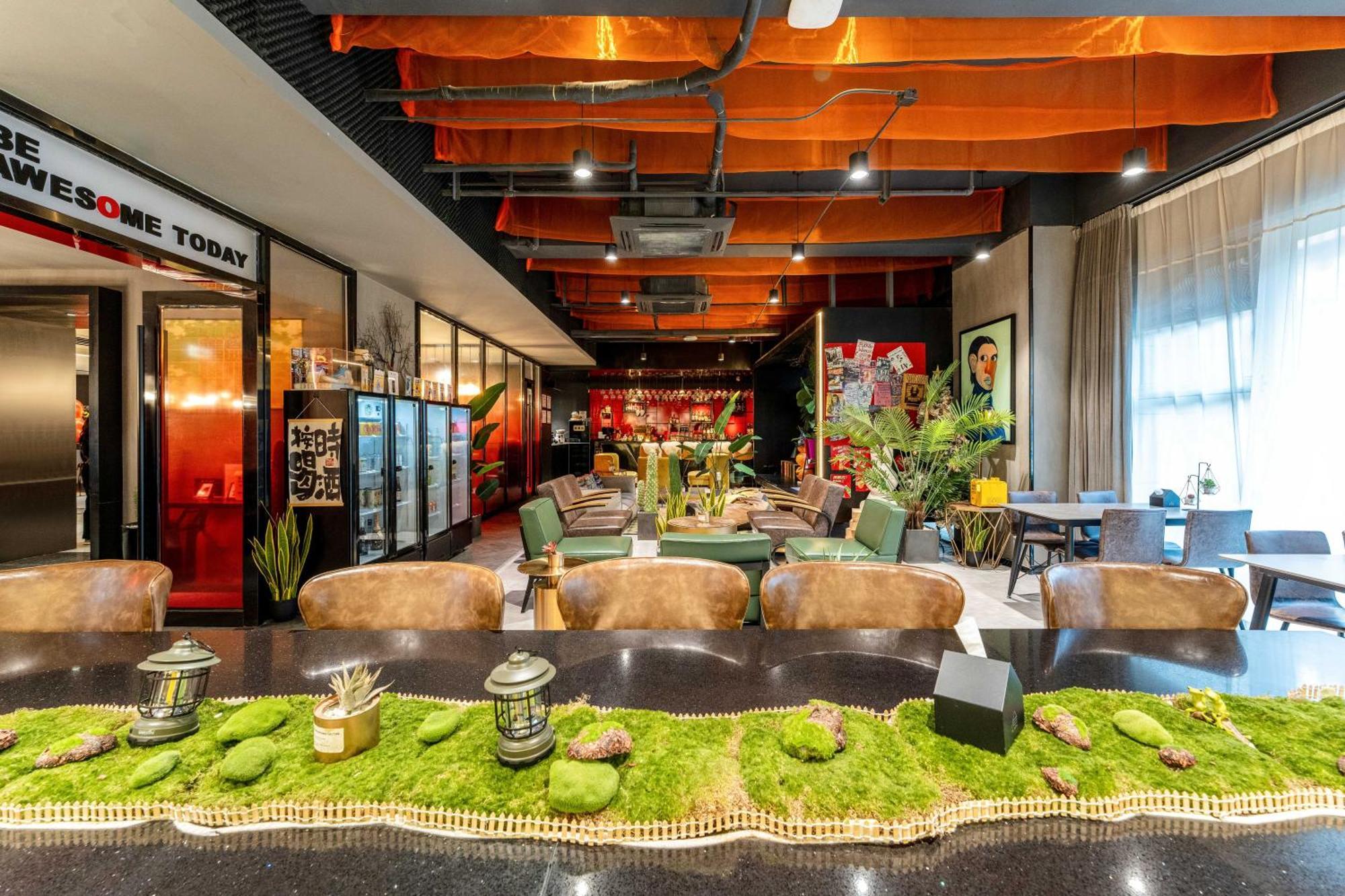 Hesu Designer Hotel & Suites -Near Xi'An Drum Tower And Yongning Gate -Free Laundry Luggage Storage -Kitty Cafe With Freshly Ground Coffee -24H Front Desk -English Service Екстериор снимка