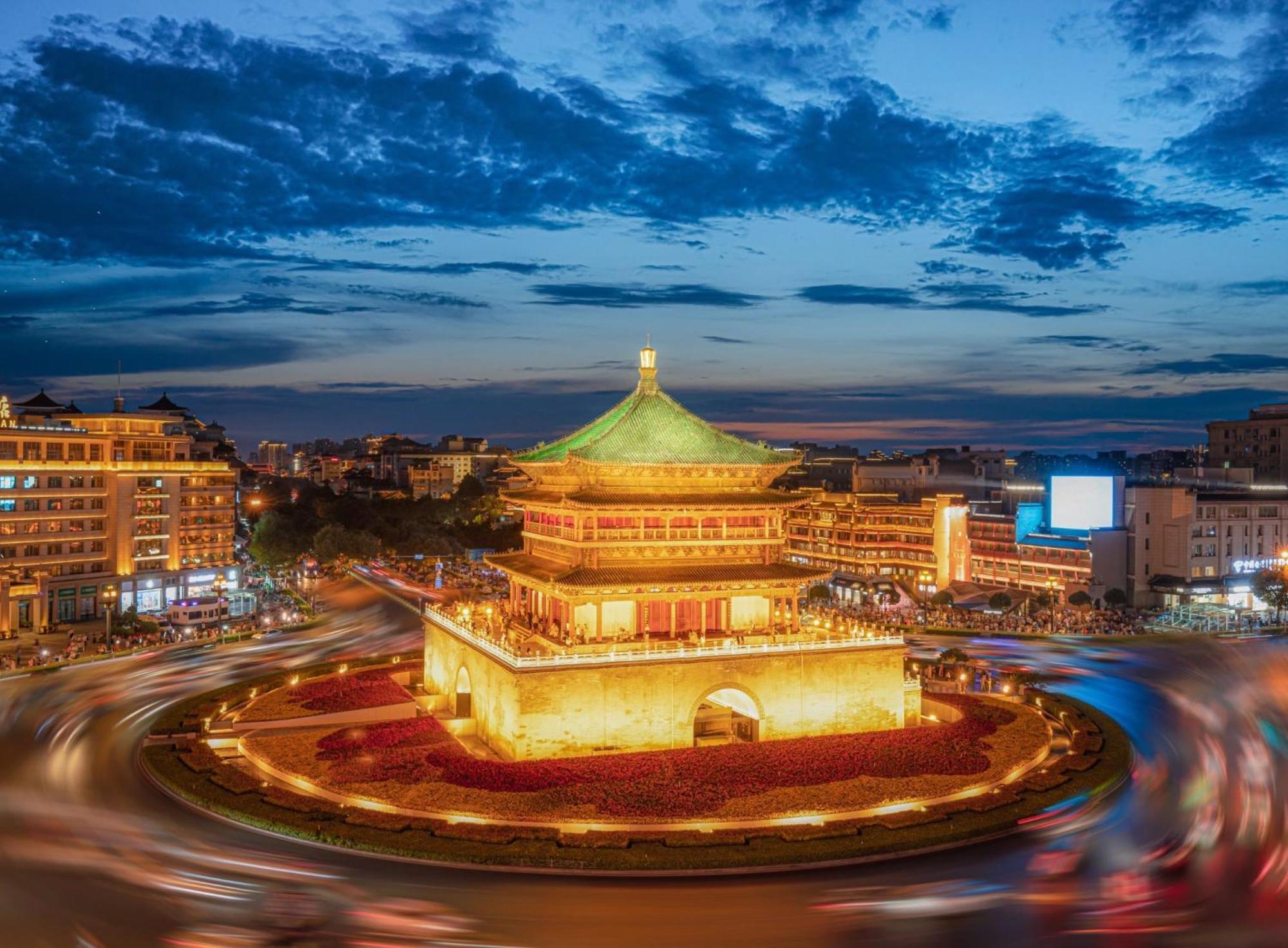 Hesu Designer Hotel & Suites -Near Xi'An Drum Tower And Yongning Gate -Free Laundry Luggage Storage -Kitty Cafe With Freshly Ground Coffee -24H Front Desk -English Service Екстериор снимка