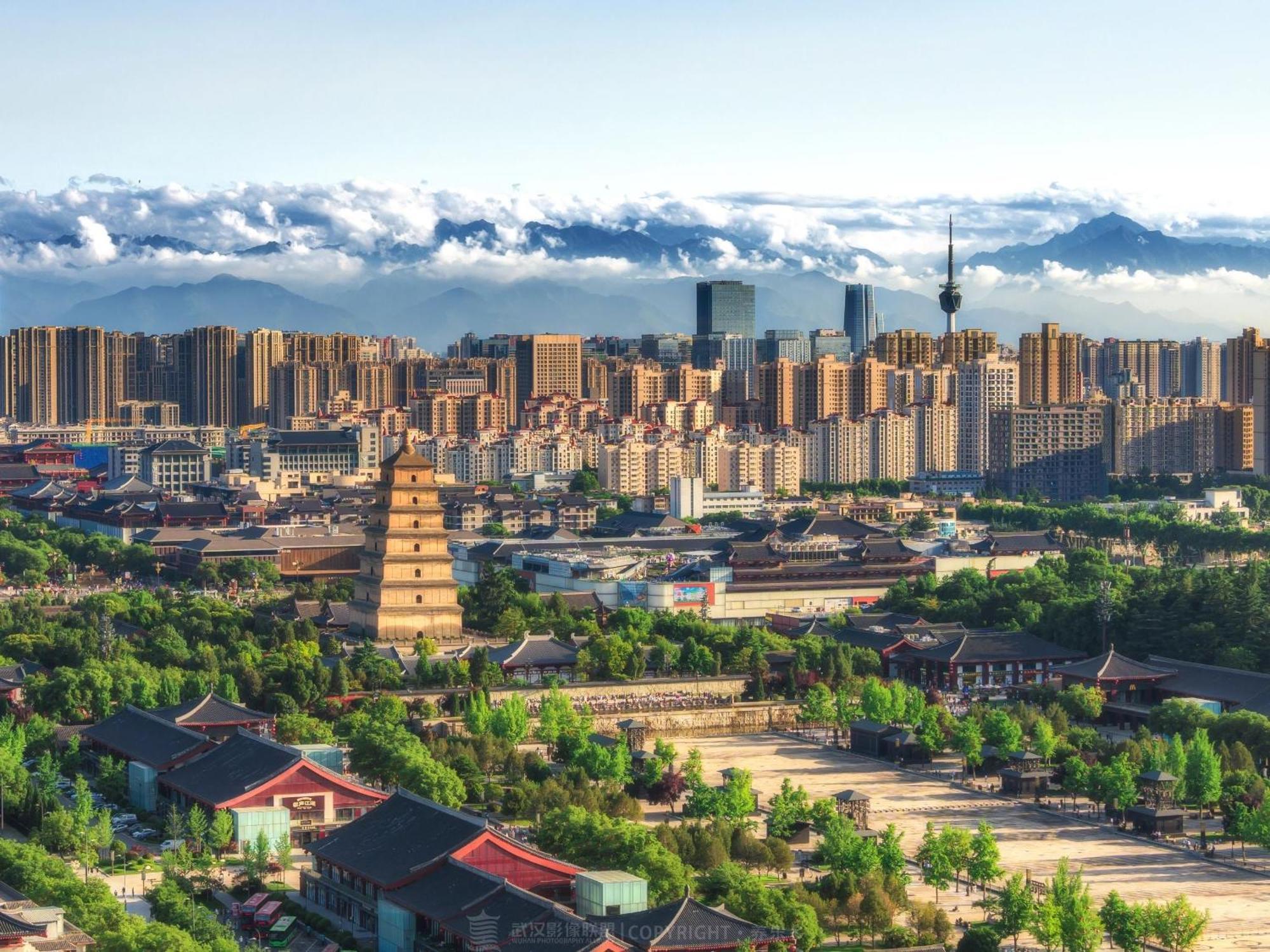 Hesu Designer Hotel & Suites -Near Xi'An Drum Tower And Yongning Gate -Free Laundry Luggage Storage -Kitty Cafe With Freshly Ground Coffee -24H Front Desk -English Service Екстериор снимка