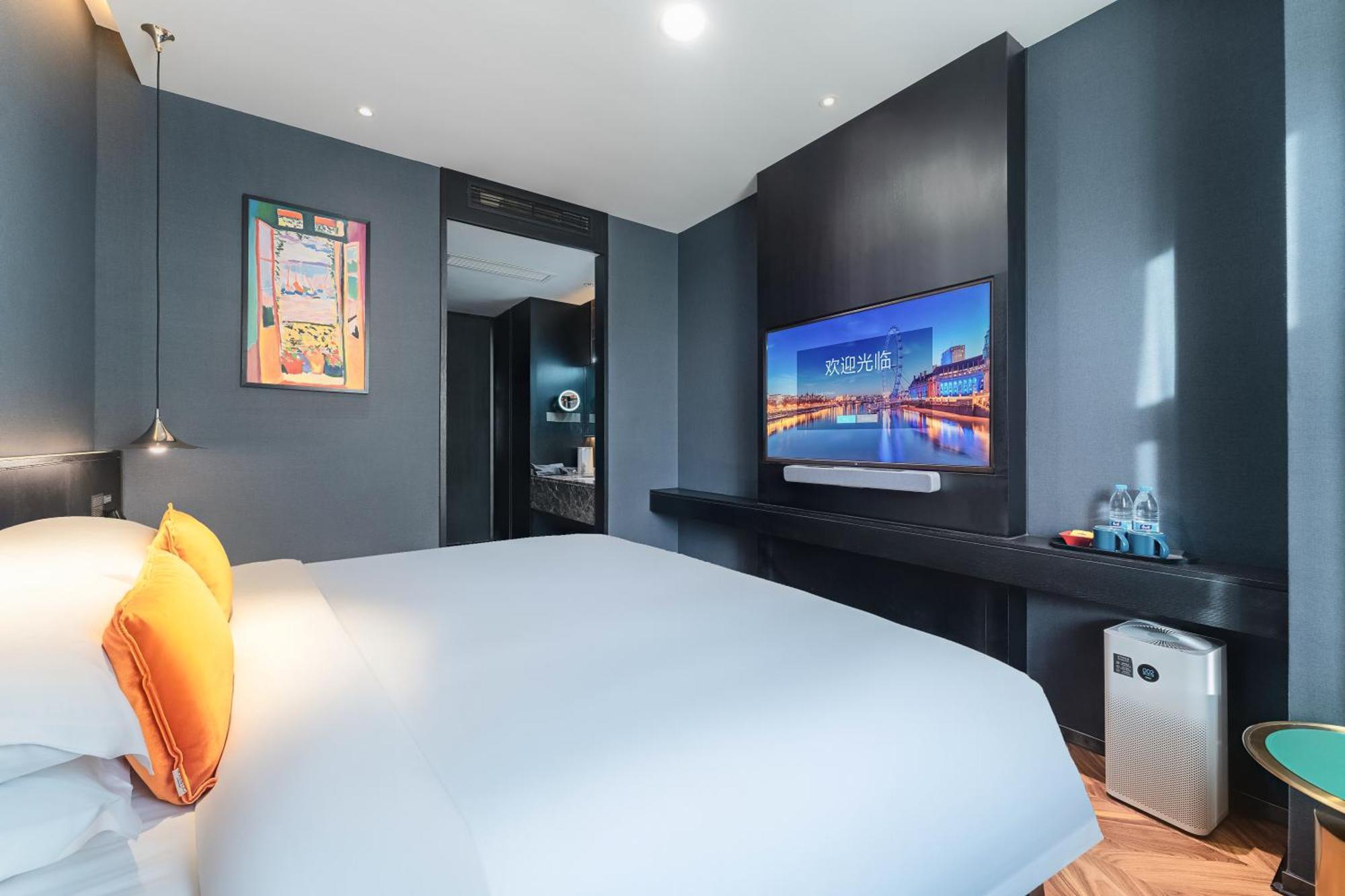 Hesu Designer Hotel & Suites -Near Xi'An Drum Tower And Yongning Gate -Free Laundry Luggage Storage -Kitty Cafe With Freshly Ground Coffee -24H Front Desk -English Service Екстериор снимка