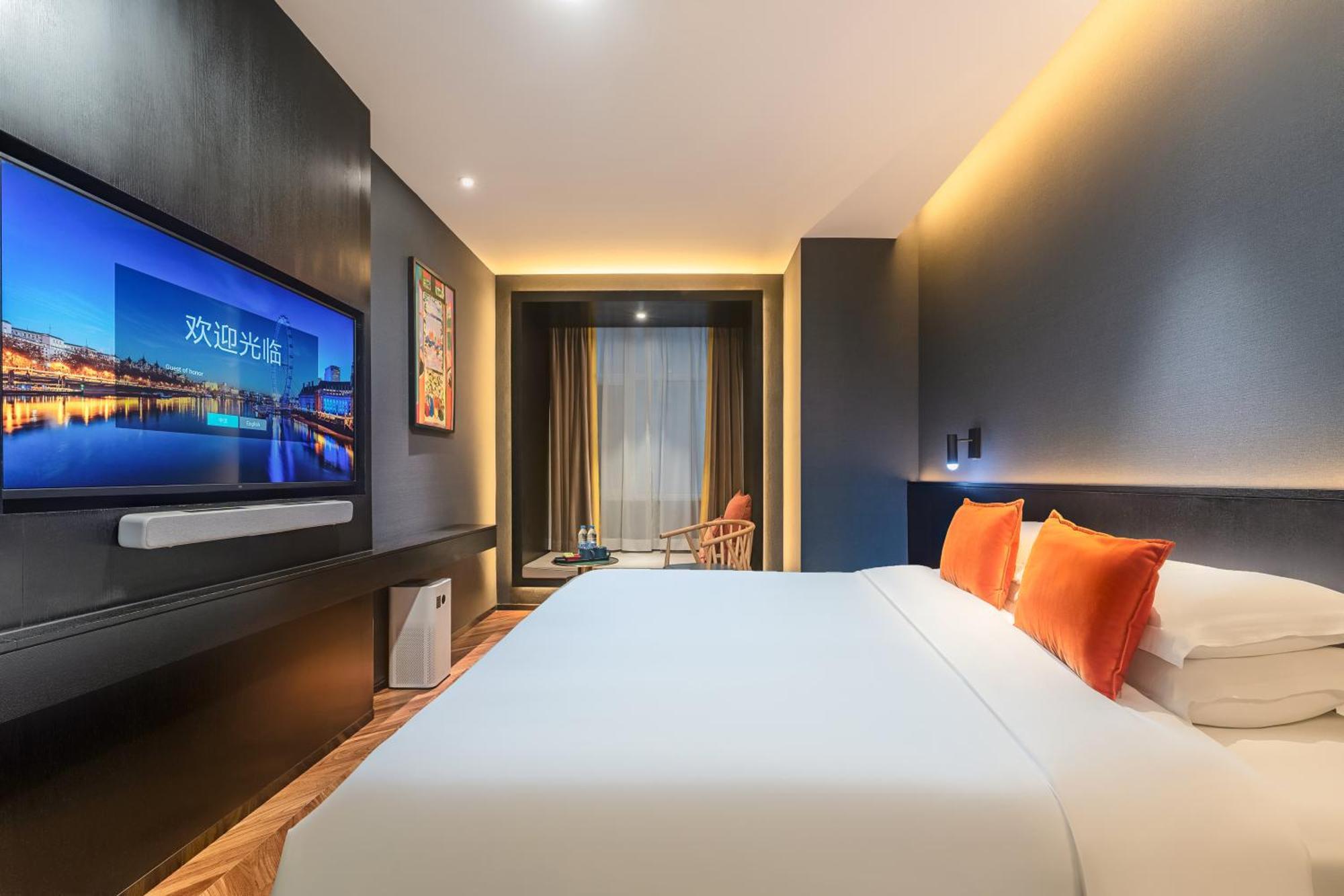 Hesu Designer Hotel & Suites -Near Xi'An Drum Tower And Yongning Gate -Free Laundry Luggage Storage -Kitty Cafe With Freshly Ground Coffee -24H Front Desk -English Service Екстериор снимка
