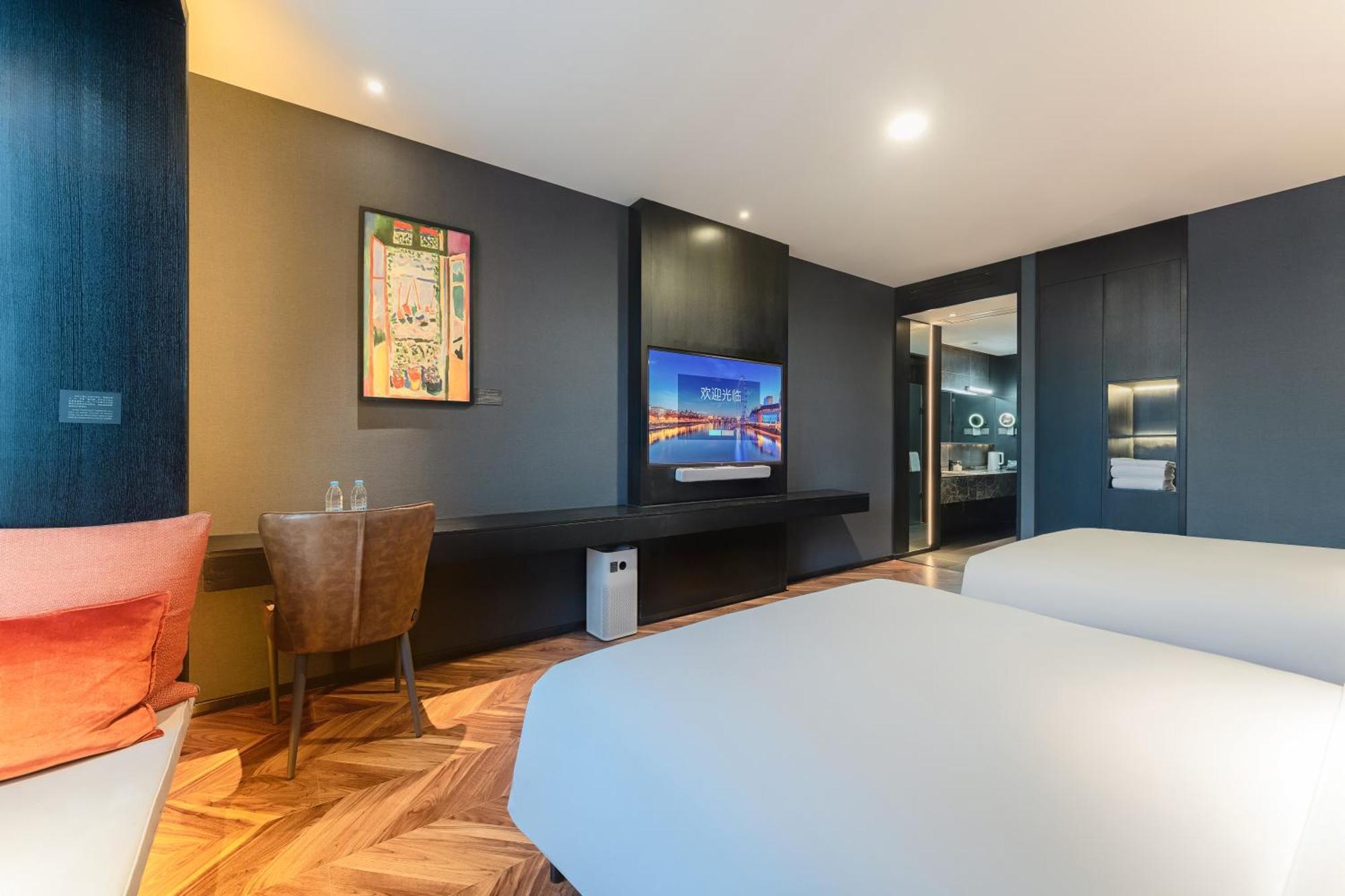 Hesu Designer Hotel & Suites -Near Xi'An Drum Tower And Yongning Gate -Free Laundry Luggage Storage -Kitty Cafe With Freshly Ground Coffee -24H Front Desk -English Service Екстериор снимка